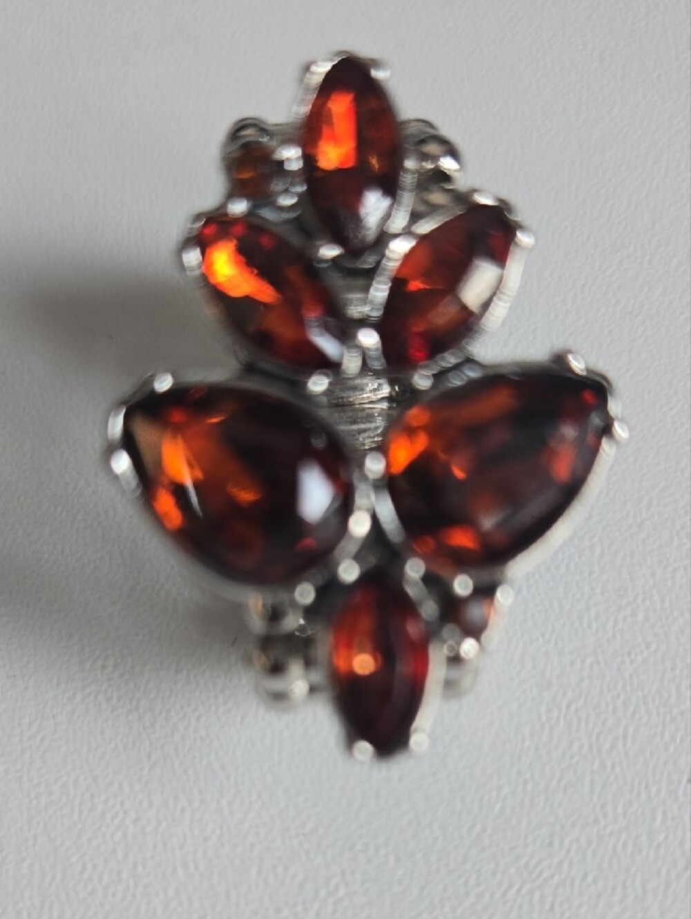 Ring - Picture 3 of 6